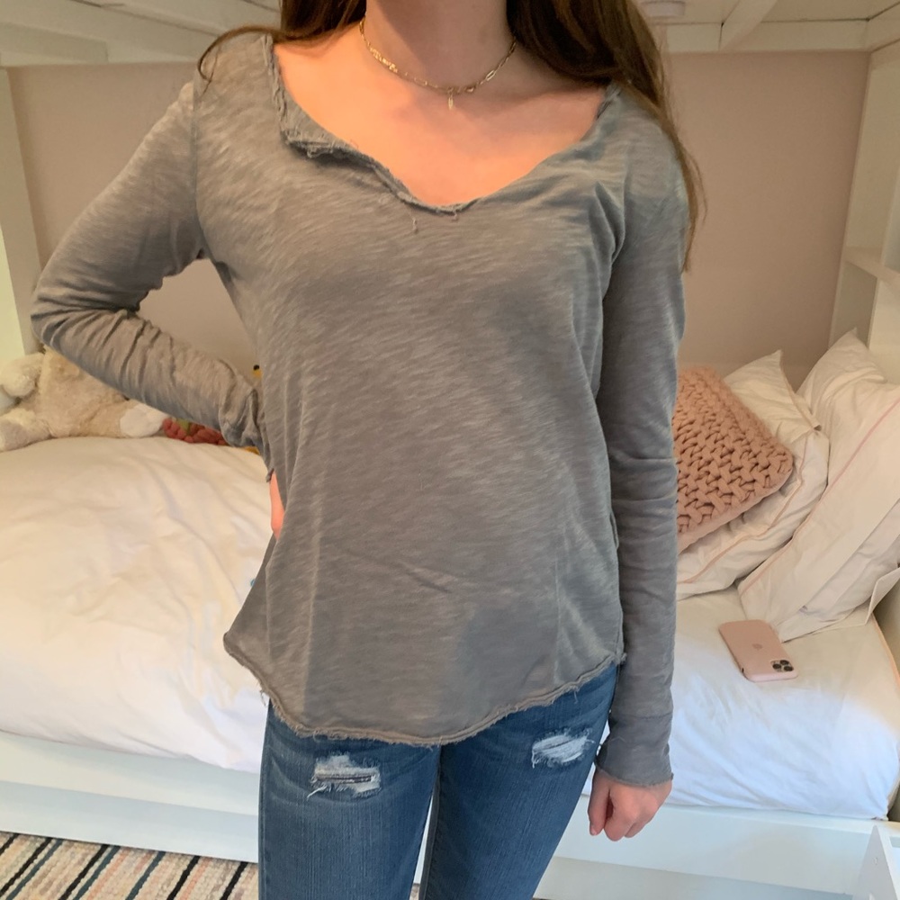 Long sleeve tee